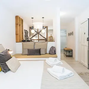  Apartment Santa Marta By Spoton